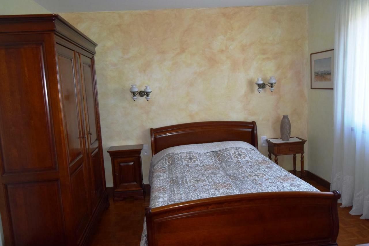 Le Nid De L'Ecureuil Bed & Breakfast Brens  Ngoại thất bức ảnh